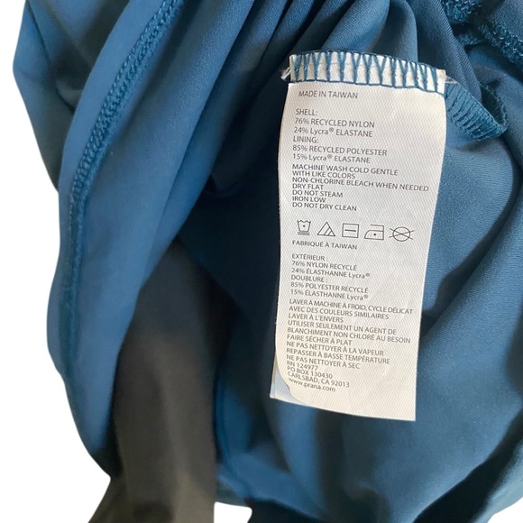 Prana Stormy Night Blue Luxara Athletic Adventure Dress Size Medium - Picture 8 of 9